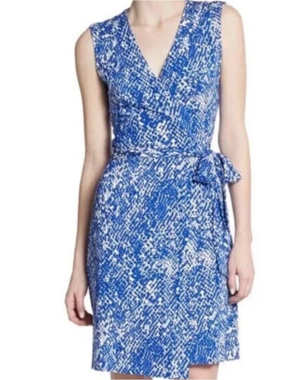 Diane von Furstenberg NWOT Wrap Dress in blue snakeskin print
